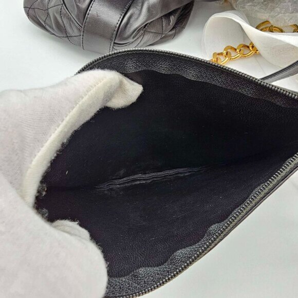 CHANEL Leather Shoulder Bag 783-042525 - Picture 13 of 16